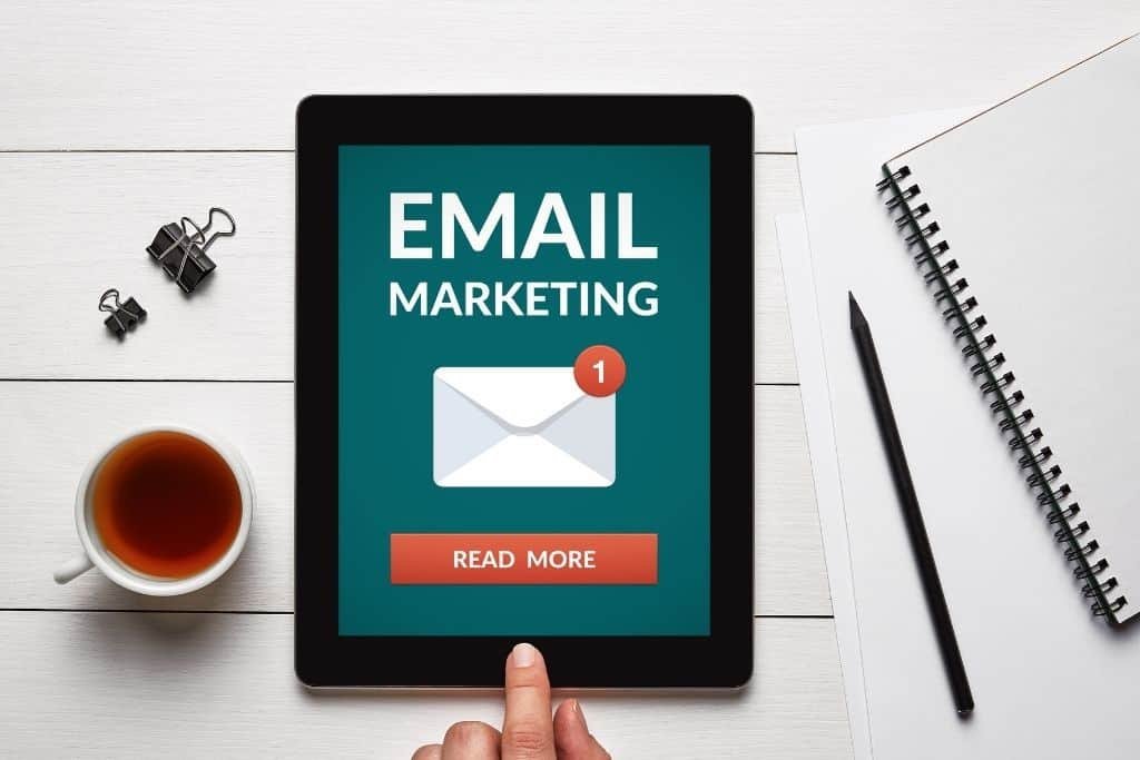 ADVANTAGES OF EMAIL MARKETING
